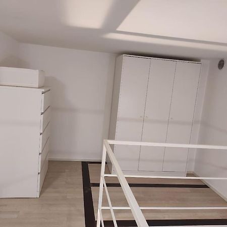 Duomo Porta Venezia Mini Loft Con Wifi E Netflix Leilighet Milano Eksteriør bilde